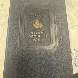 Pictorial History of the Second World War Book